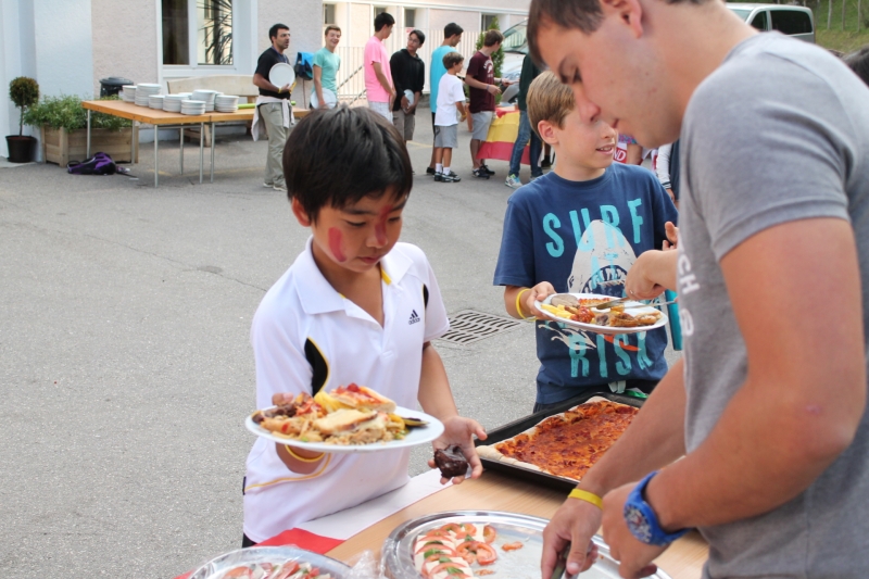 Village Camps International Summer Camp Leysin, Switzerland 2026-07-14 https://www.villagecamps.com/journals_admin/images/686-19-intlnight (38).jpg